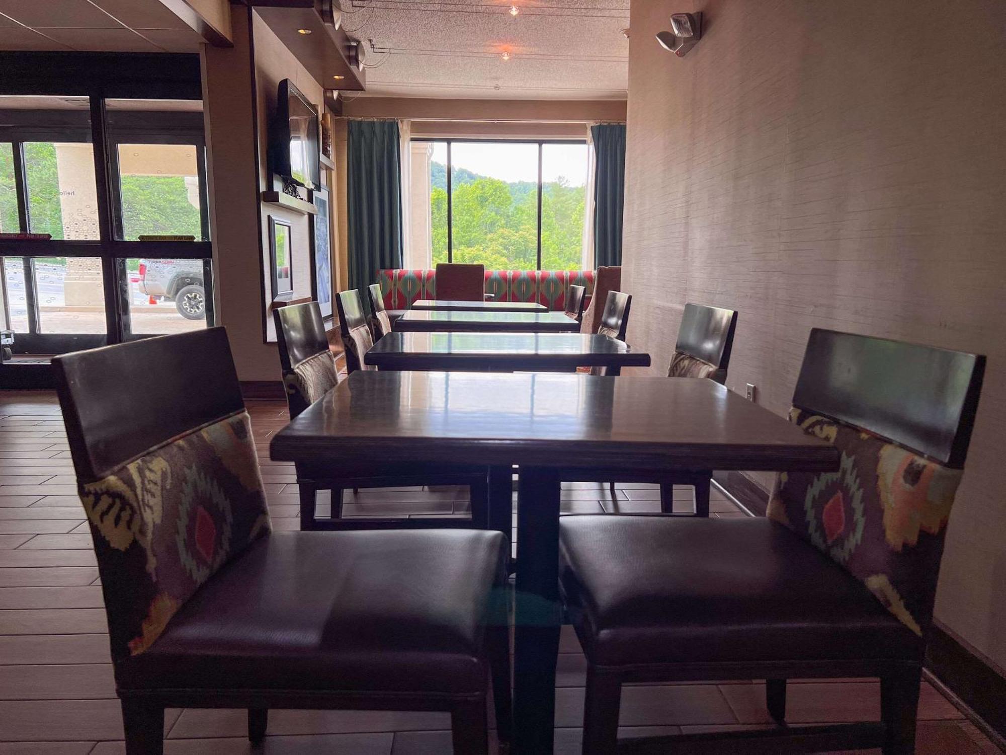 Cherokee Inn Екстер'єр фото